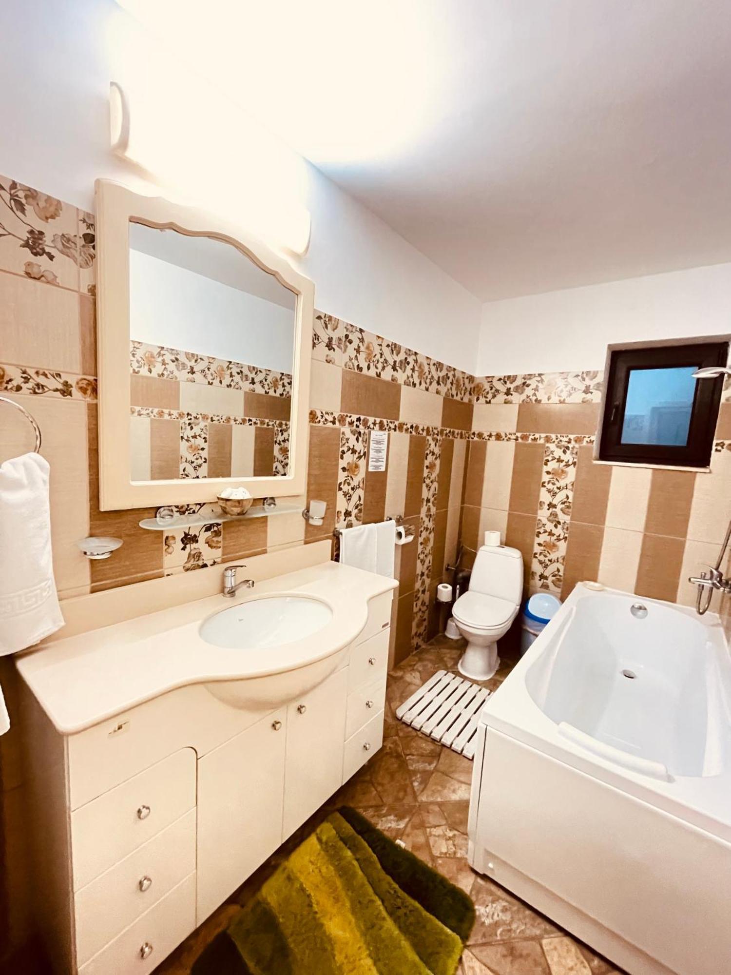 Presidential Apartment Сучава Екстер'єр фото